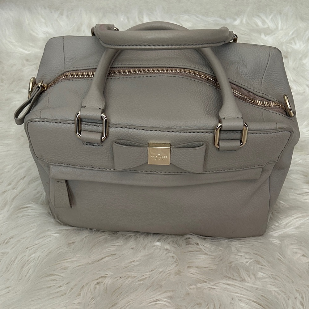 KATE SPADE Elegant Gray Leather Handbag Satchel